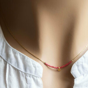 Collier ultra-fin rose fuschia